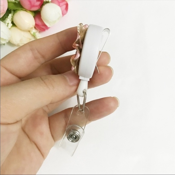 NWT Floral Rhinestone Retractable Name Badge - Picture 2 of 7